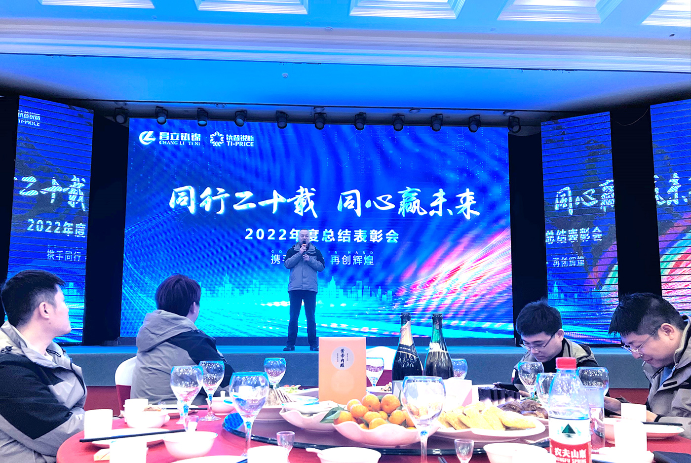 16197906.jpg efc8df9c-e5cd-4b93-8f3f-df07dd302669.jpg